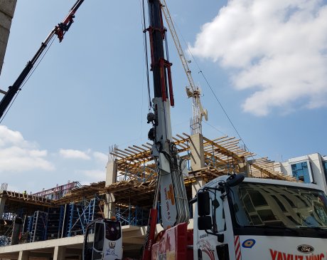 World Power 70 Ton